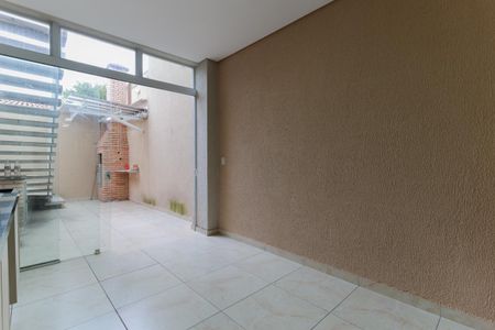 Casa para alugar com 150m², 3 quartos e 3 vagasÁrea de serviço