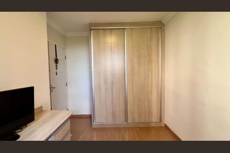 Apartamento à venda com 76m², 3 quartos e 1 vagaquarto 