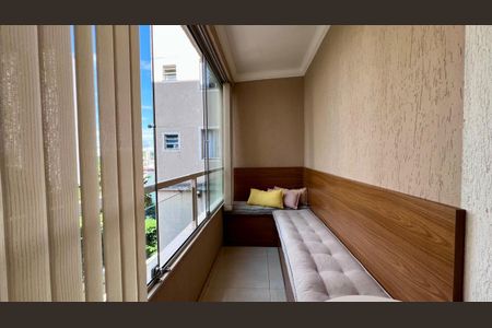 varanda de apartamento à venda com 3 quartos, 76m² em Buritis, Belo Horizonte