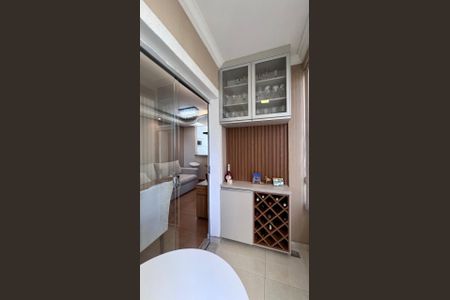 Apartamento à venda com 76m², 3 quartos e 1 vagavaranda