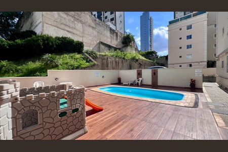 Apartamento à venda com 76m², 3 quartos e 1 vagaÁrea comum - Piscina