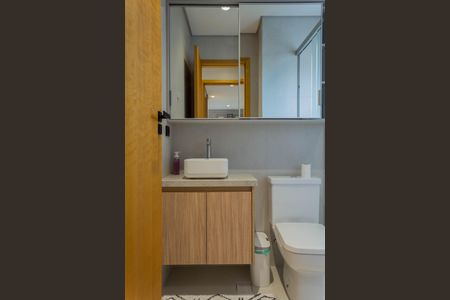 Apartamento à venda com 162m², 2 quartos e 2 vagasBanheiro da Suíte 1