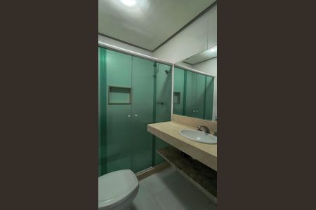 Apartamento à venda com 138m², 3 quartos e 2 vagas Apartamento à venda com 138m², 3 quartos e 2 vagasBanheiro do Quarto 1