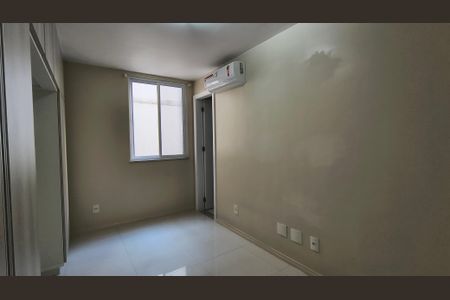 Apartamento à venda com 138m², 3 quartos e 2 vagas Apartamento à venda com 138m², 3 quartos e 2 vagasQuarto 3