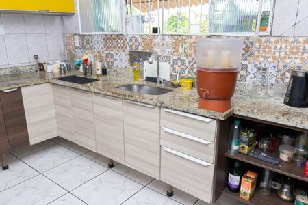 Casa para alugar com 200m², 3 quartos e 1 vagaCozinha