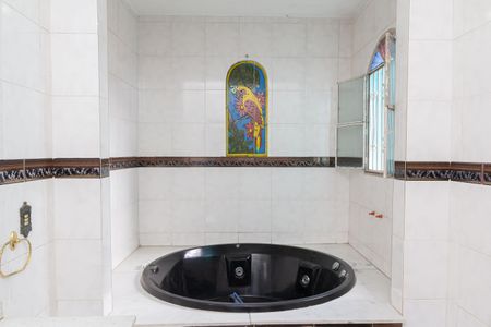 Casa para alugar com 200m², 3 quartos e 1 vagaBanheiro 1