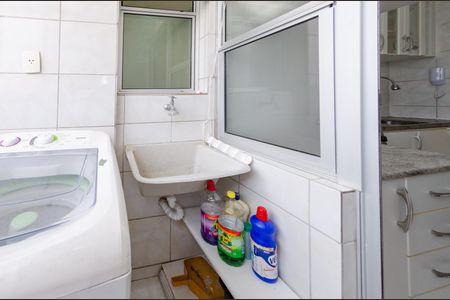 Apartamento à venda com 60m², 2 quartos e 1 vagaÁrea de serviço