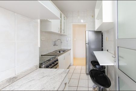 Apartamento à venda com 60m², 2 quartos e 1 vagaCozinha