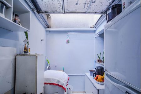Apartamento à venda com 49m², 2 quartos e 1 vaga Apartamento à venda com 49m², 2 quartos e 1 vagaCozinha e Área de Serviço