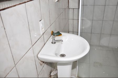 Casa para alugar com 75m², 1 quarto e sem vaga