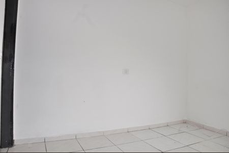 Casa para alugar com 75m², 1 quarto e sem vaga