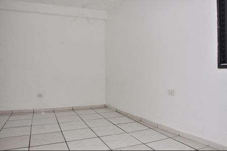 Casa para alugar com 75m², 1 quarto e sem vaga