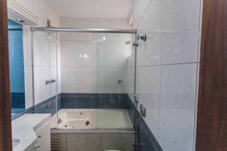 Apartamento à venda com 113m², 4 quartos e 2 vagasBanheiro da Suíte