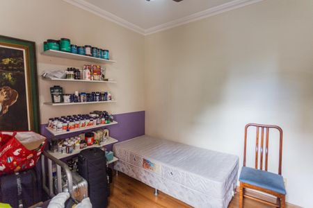 Apartamento à venda com 113m², 4 quartos e 2 vagasQuarto 2