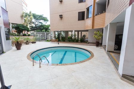 Apartamento à venda com 113m², 4 quartos e 2 vagasÁrea comum - Piscina