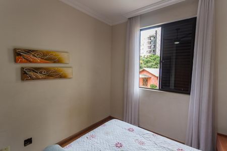 Apartamento à venda com 113m², 4 quartos e 2 vagasQuarto 3