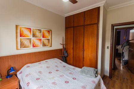 Apartamento à venda com 113m², 4 quartos e 2 vagasQuarto 3