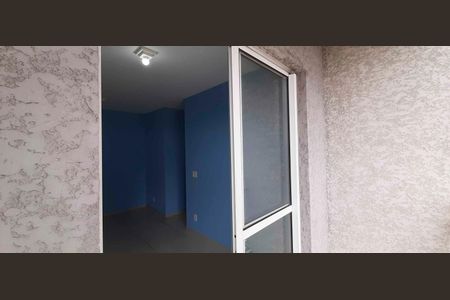 Sacada da Sala de apartamento para alugar com 2 quartos, 47m² em Quitaúna, Osasco