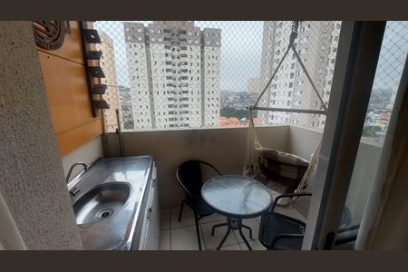 Cozinha de apartamento para alugar com 3 quartos, 56m² em Conceicao, Osasco