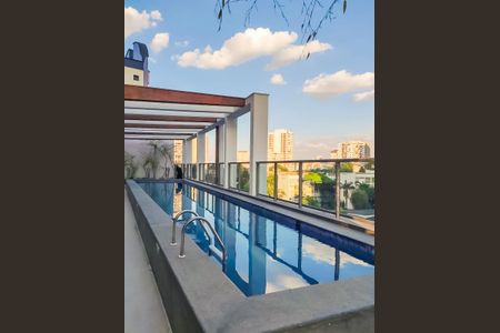 Studio à venda com 28m², 1 quarto e sem vagaPiscina