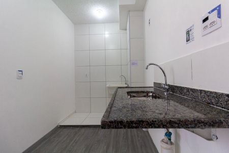 Apartamento para alugar com 34m², 2 quartos e sem vaga Apartamento para alugar com 34m², 2 quartos e sem vagaCozinha e Área de Serviço