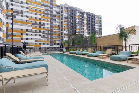 Apartamento para alugar com 34m², 2 quartos e sem vaga Apartamento para alugar com 34m², 2 quartos e sem vagaÁrea comum - Piscina
