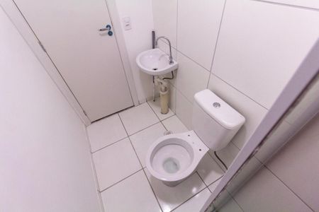 Apartamento para alugar com 34m², 2 quartos e sem vaga Apartamento para alugar com 34m², 2 quartos e sem vagaBanheiro