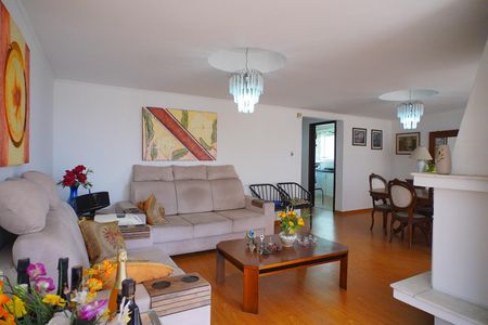 Apartamento à venda com 270m², 4 quartos e 2 vagasSala