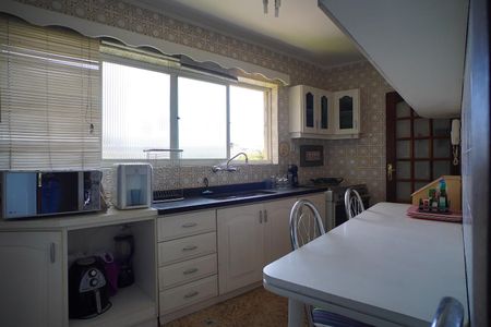 Apartamento à venda com 270m², 4 quartos e 2 vagasCozinha 