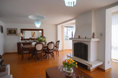 Apartamento à venda com 270m², 4 quartos e 2 vagasSala