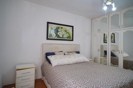 Apartamento à venda com 270m², 4 quartos e 2 vagasQuarto suíte 