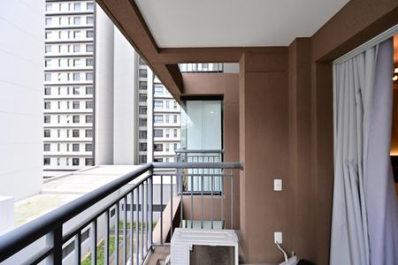 Varanda de kitnet/studio à venda com 1 quarto, 28m² em Vila Clementino, São Paulo