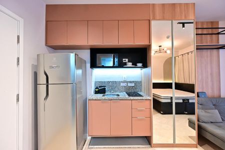 Studio para alugar com 28m², 1 quarto e sem vaga Studio para alugar com 28m², 1 quarto e sem vagaCozinha