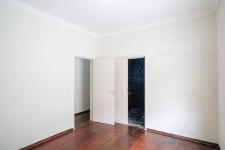 Casa para alugar com 354m², 3 quartos e 8 vagasSuíte 