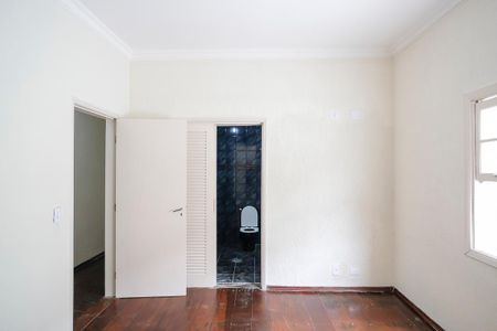 Casa para alugar com 354m², 3 quartos e 8 vagasSuíte 
