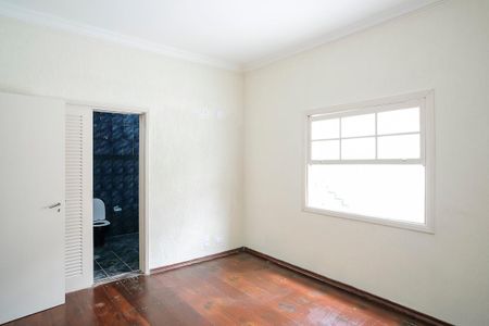 Casa para alugar com 354m², 3 quartos e 8 vagasSuíte 