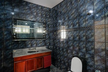 Casa para alugar com 354m², 3 quartos e 8 vagasBanheiro da suíte