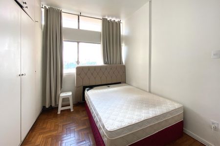 Suite de apartamento para alugar com 1 quarto, 45m² em Funcionários, Belo Horizonte