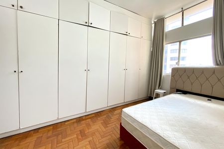 Suite de apartamento para alugar com 1 quarto, 45m² em Funcionários, Belo Horizonte