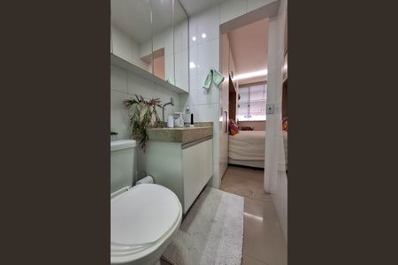 Apartamento à venda com 48m², 1 quarto e sem vagaBanheiro da Suíte 1