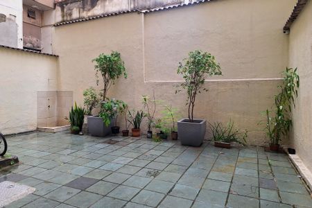 Apartamento à venda com 48m², 1 quarto e sem vagaÁrea comum