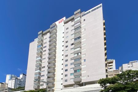 Apartamento à venda com 69m², 2 quartos e 1 vagaFachada