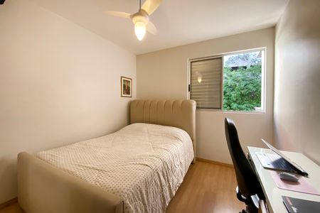 Apartamento à venda com 69m², 2 quartos e 1 vagaQuarto 2