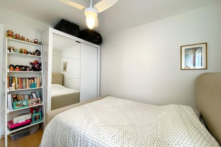Apartamento à venda com 69m², 2 quartos e 1 vagaQuarto 2