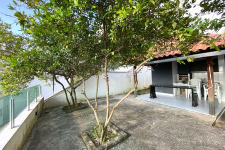 Apartamento à venda com 69m², 2 quartos e 1 vagaÁrea comum