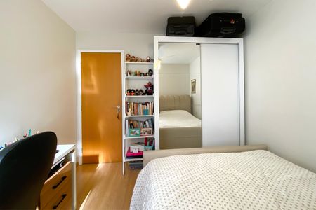 Apartamento à venda com 69m², 2 quartos e 1 vagaQuarto 2