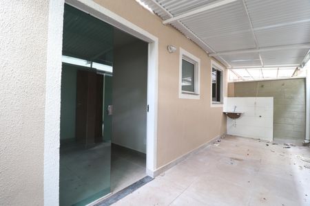 Apartamento para alugar com 47m², 2 quartos e 1 vagaÁrea de Serviço