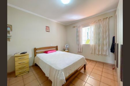 Casa à venda com 258m², 3 quartos e 3 vagasQuarto 1