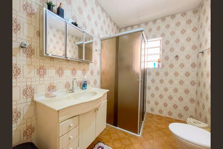 Casa à venda com 258m², 3 quartos e 3 vagasBanheiro