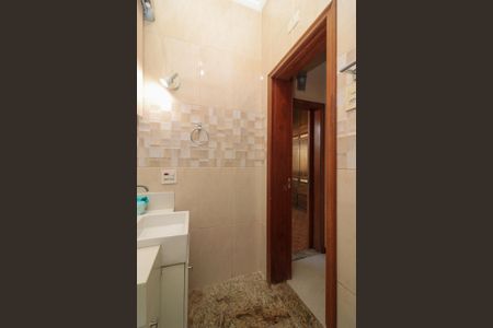 Casa para alugar com 56m², 2 quartos e 1 vagaBanheiro